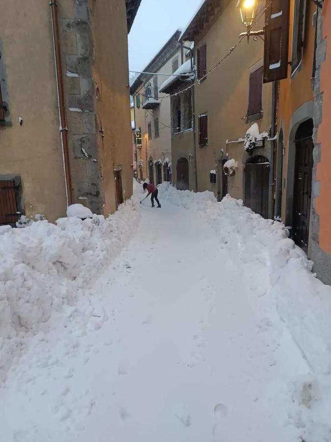 Apartamento Casa Lorenzo - Nel Centro Storico Di Fiumalbo Exterior foto